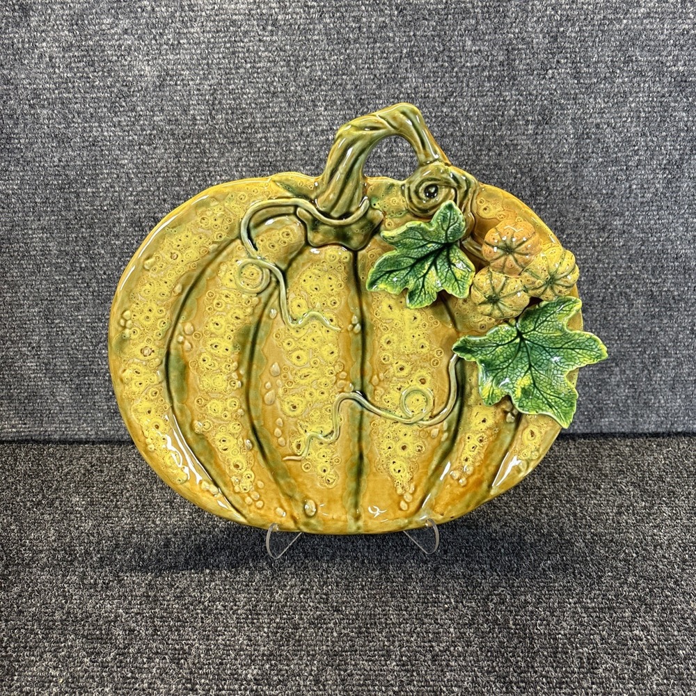 3D Pumpkin Serving Platter~Leaves/Vines/Small Gourds~12"x10"